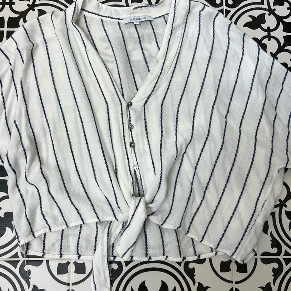 OLIVACEOUS BUTTON DOWN TIE FRONT TOP - Picture 2 of 3